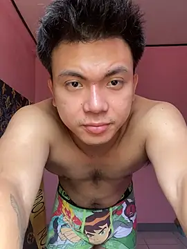 Snapshot of JerichoGutierez chatting on 07/17/26, 04:30 JerichoGutierez online show from 07/17/26, 04:30