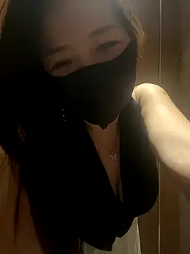 Snapshot of xiao-mo520 chatting on 09/19/25, 12:39 xiao-mo520 online show from 09/19/25, 12:39