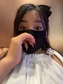 Snapshot of xiao-mo520 chatting on 10/03/25, 11:07 xiao-mo520 online show from 10/03/25, 11:07