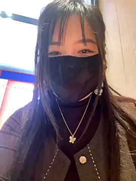 Snapshot of xiao-mo520 chatting on 10/22/25, 08:36 xiao-mo520 online show from 10/22/25, 08:36