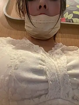 xiao-mo520 online show from 12/18/25, 09:59