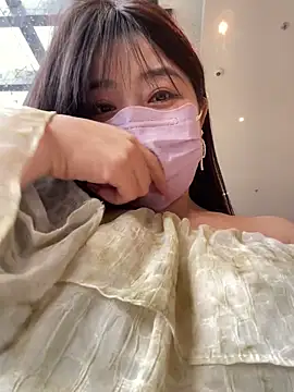 Snapshot of xiao-mo520 chatting on 06/03/26, 10:18 xiao-mo520 online show from 06/03/26, 10:18