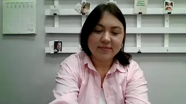 LoveNugget online show from 10/10/25, 07:18