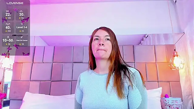 antoneella jones online show from 12/15/25, 12:42