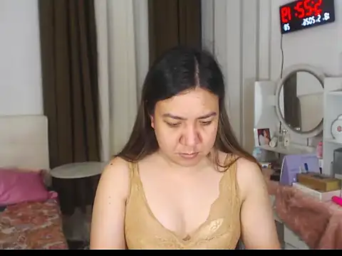 Snapshot of stellahugeX chatting on 05/17/26, 09:22 stellahugeX online show from 05/17/26, 09:22