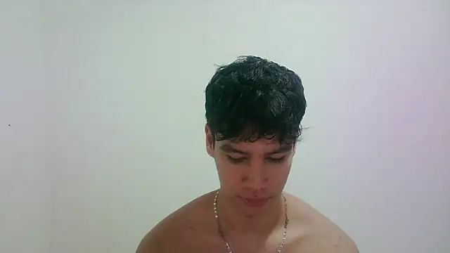 Snapshot of zeus_181 chatting on 10/21/25, 11:49 zeus 181 online show from 10/21/25, 11:49