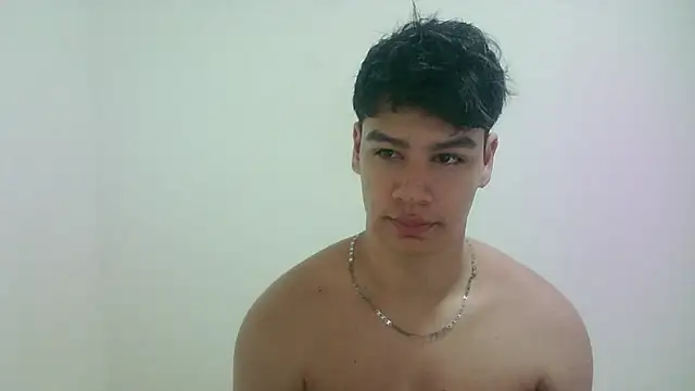 Snapshot of zeus_181 chatting on 06/06/26, 05:12 zeus 181 online show from 06/06/26, 05:12