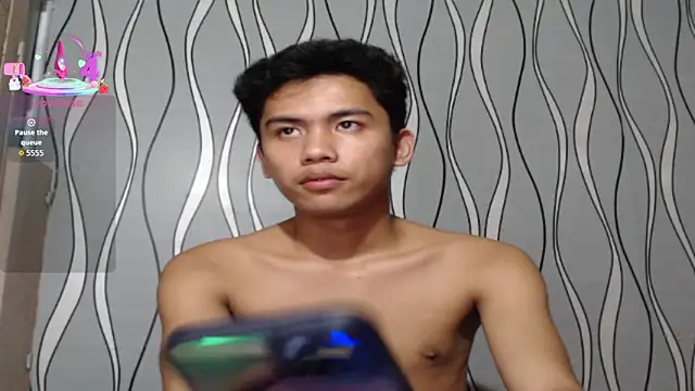 Demure Asian143 online show from 11/18/25, 08:13