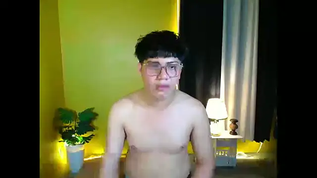 Snapshot of Lowel_Smith chatting on 10/22/25, 03:01 Lowel Smith online show from 10/22/25, 03:01
