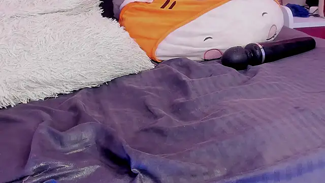 Snapshot of Willow_Wright chatting on 01/31/26, 07:11 Willow Wright online show from 01/31/26, 07:11