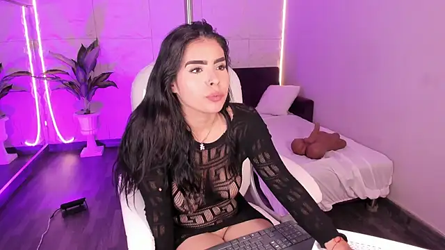 LovelyEyesx online show from 12/21/25, 12:23