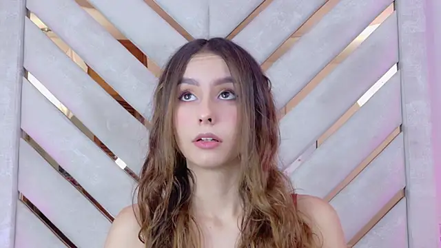 Sarah-Grace online show from 04/09/26, 12:43