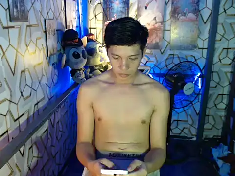 darryl hugecok online show from 11/23/25, 07:41