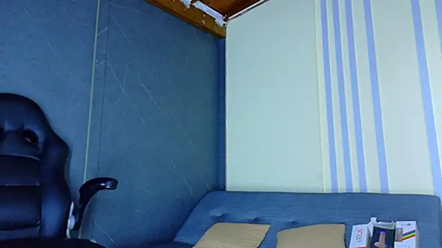 ALANNFERRER online show from 04/06/26, 10:16