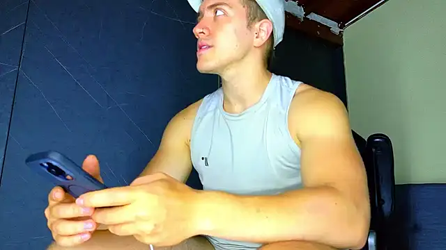 ALANNFERRER online show from 04/13/26, 10:10