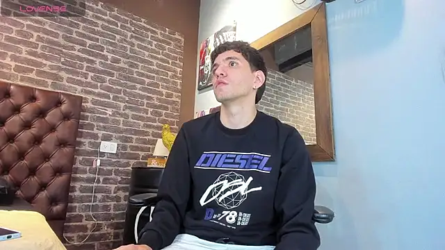 Matteo12  online show from 10/23/25, 03:06