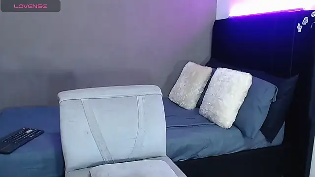 Matteo12  online show from 04/22/26, 03:42