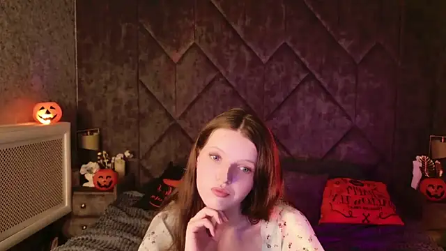 Gaby Essen online show from 10/19/25, 08:42