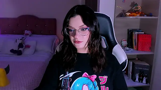 OphelianaRose33 online show from 02/23/26, 10:18