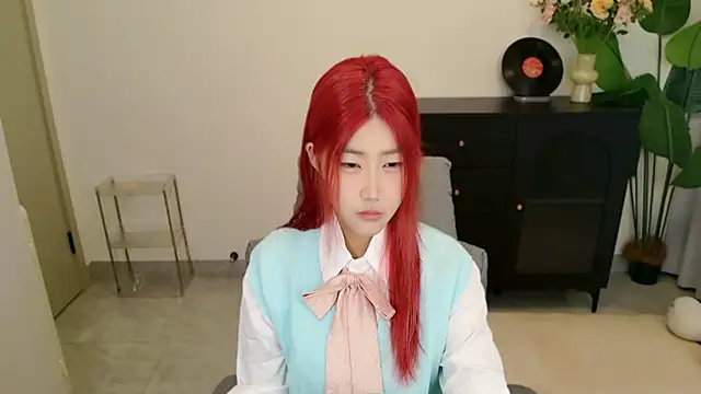 Snapshot of xiaouli chatting on 09/15/25, 01:49 xiaouli online show from 09/15/25, 01:49