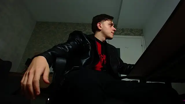 Snapshot of FelixStarkk chatting on 11/02/25, 04:59 FelixStarkk online show from 11/02/25, 04:59