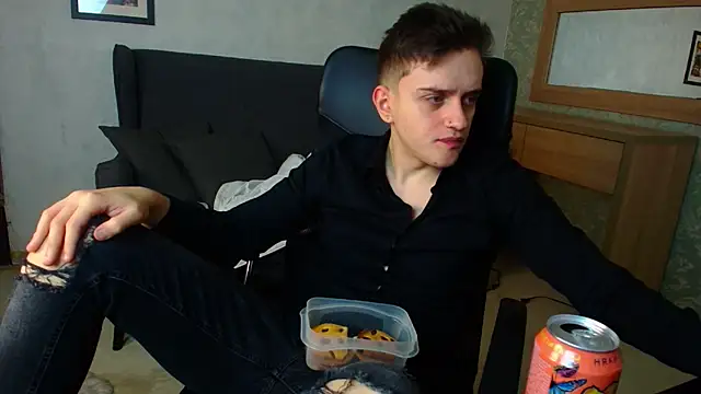 Snapshot of FelixStarkk chatting on 11/29/25, 05:10 FelixStarkk online show from 11/29/25, 05:10