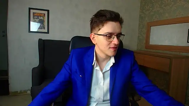 FelixStarkk online show from 12/21/25, 05:36