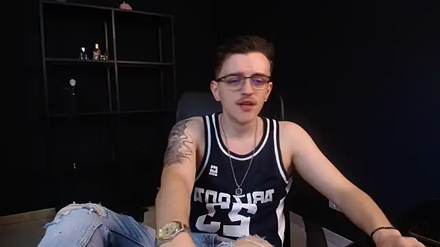 FelixStarkk online show from 05/27/26, 06:43