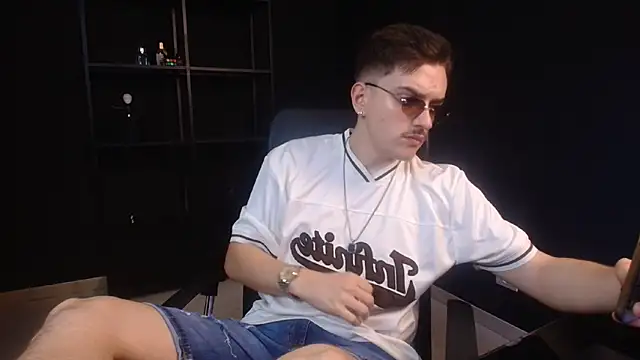 FelixStarkk online show from 06/09/26, 04:35