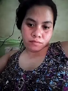 Snapshot of phoenix_1994 chatting on 10/15/25, 06:57 phoenix 1994 online show from 10/15/25, 06:57