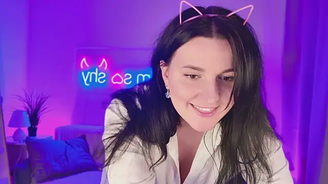 love me  tonight  online show from 10/06/25, 02:58