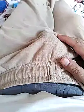 zorhotty online show from 04/23/26, 09:19