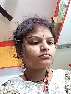 Hot mirchjii online show from 11/09/25, 01:04