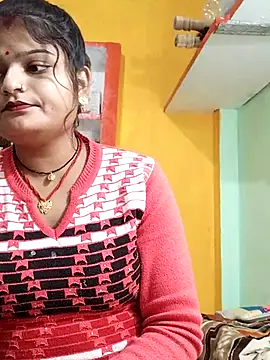 Hot mirchjii online show from 12/15/25, 11:03