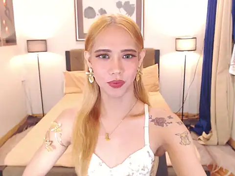 PreciousAmore online show from 04/23/26, 07:27