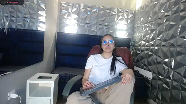 katalina07 1 online show from 02/11/26, 05:18