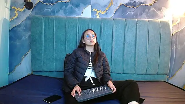 katalina07 1 online show from 02/24/26, 03:21