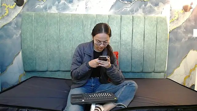 katalina07 1 online show from 04/13/26, 03:28