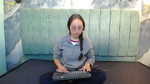 katalina07 1 online show from 04/25/26, 04:37