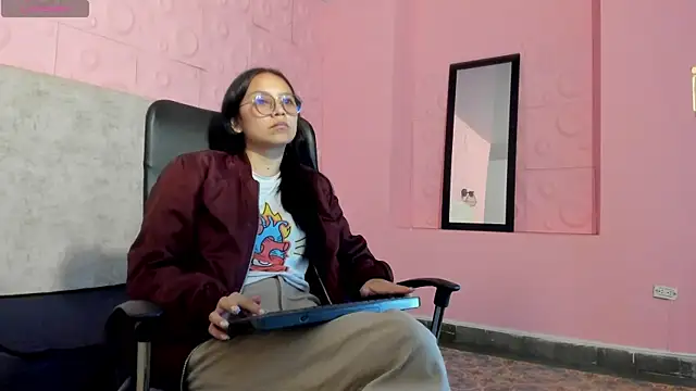 Snapshot of katalina07_1 chatting on 04/30/26, 02:34 katalina07 1 online show from 04/30/26, 02:34