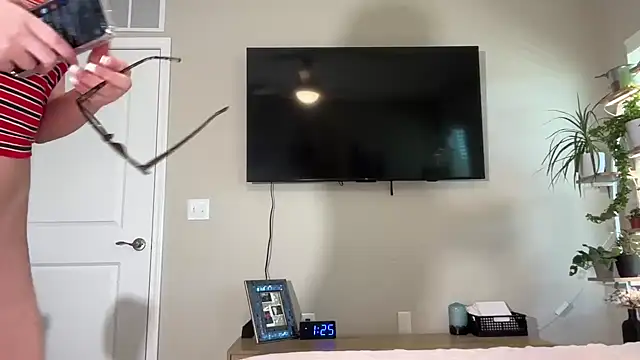 anamira1 online show from 04/20/26, 05:26