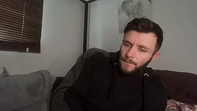 Snapshot of MasterJakeJohns chatting on 03/13/26, 12:12 MasterJakeJohns online show from 03/13/26, 12:12