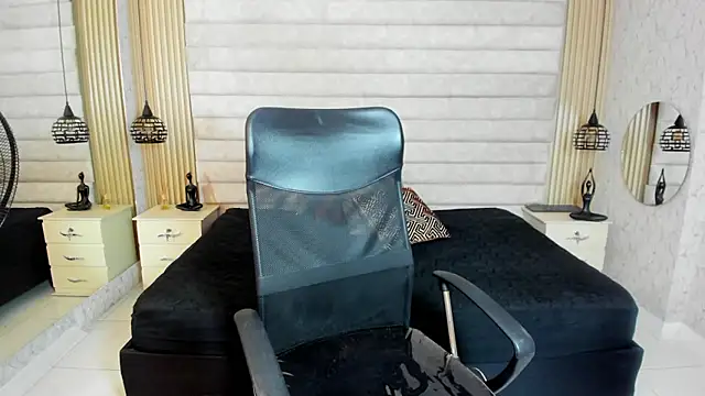 keytinthomson  online show from 02/10/26, 07:07