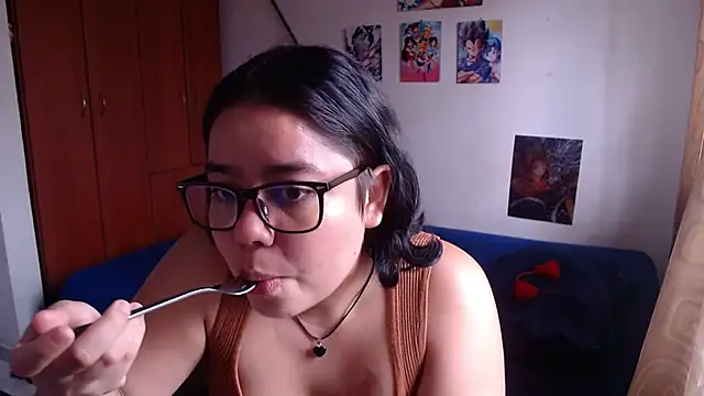 saenz eymi online show from 09/28/25, 03:39