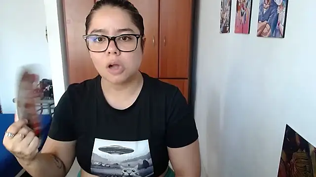 saenz eymi online show from 12/01/25, 02:22