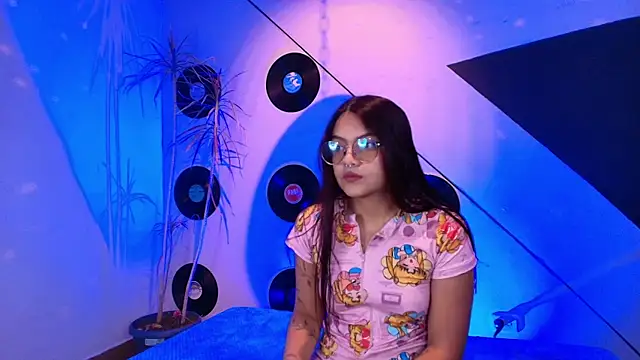 Lilith and Khloe online show from 01/13/26, 11:26