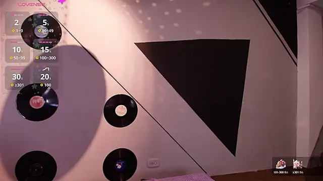 Lilith and Khloe online show from 02/13/26, 11:39