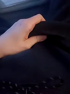 treefrog2025 online show from 11/11/25, 05:07