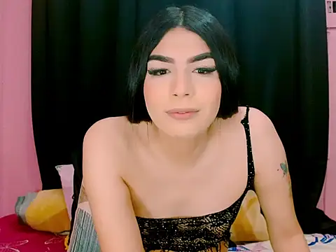 Snapshot of _crystal23_ chatting on 10/04/25, 04:43  crystal23  online show from 10/04/25, 04:43