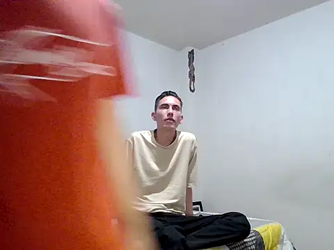 Thiagox274 online show from 02/26/26, 04:22